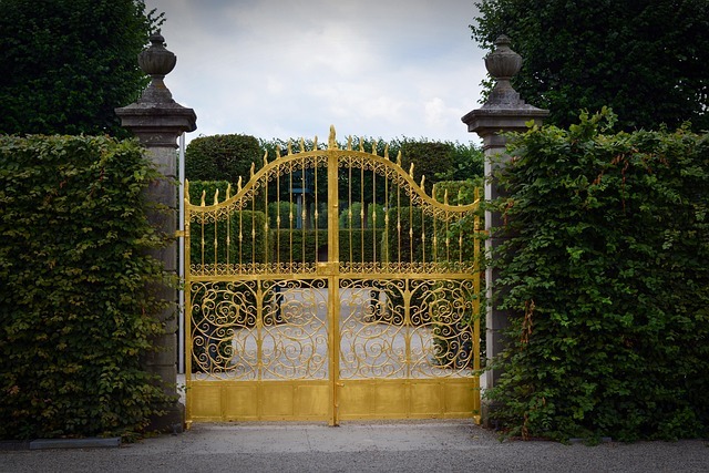 Is Your Front Door Lucky? Vastu Tips to Know Now!-Vastu Shastra for Home Entrance 3 main gate