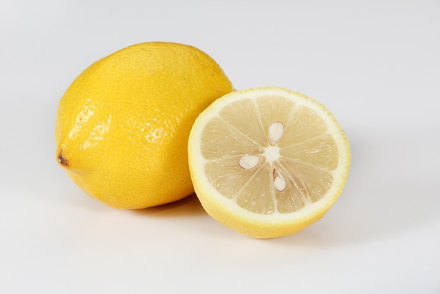 Don't Make These Vastu Mistakes in Your Kitchen-Vastu Shastra Tips for Kitchen 6 lemon