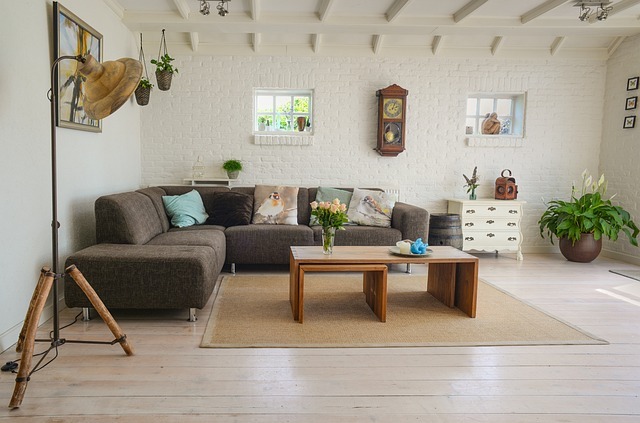 Is Your Living Room Giving You Bad Vibes? Vastu Can Help!-Living Room as per Vastu Shastra 2 living room according to vastu shastra